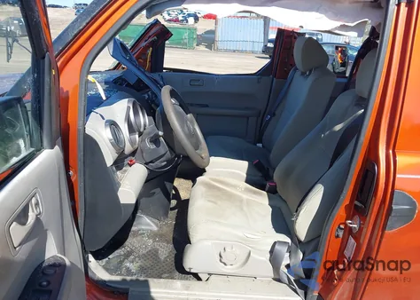 2010 Honda Element Lx z USA, uszkodzony, nr VIN 5J6YH1H31AL002348